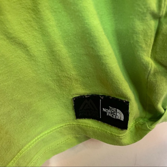 The North Face Men's Short Sleeve T-Shirt Mountain Athletics Green Size Medium - Picture 5 of 9